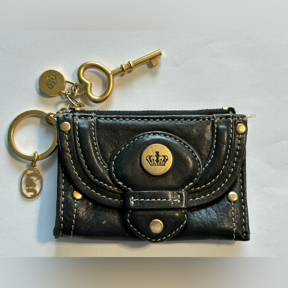 Juicy Couture Vintage Black Leather Keychain Charm Coin Purse Gold Accents - Picture 1 of 13